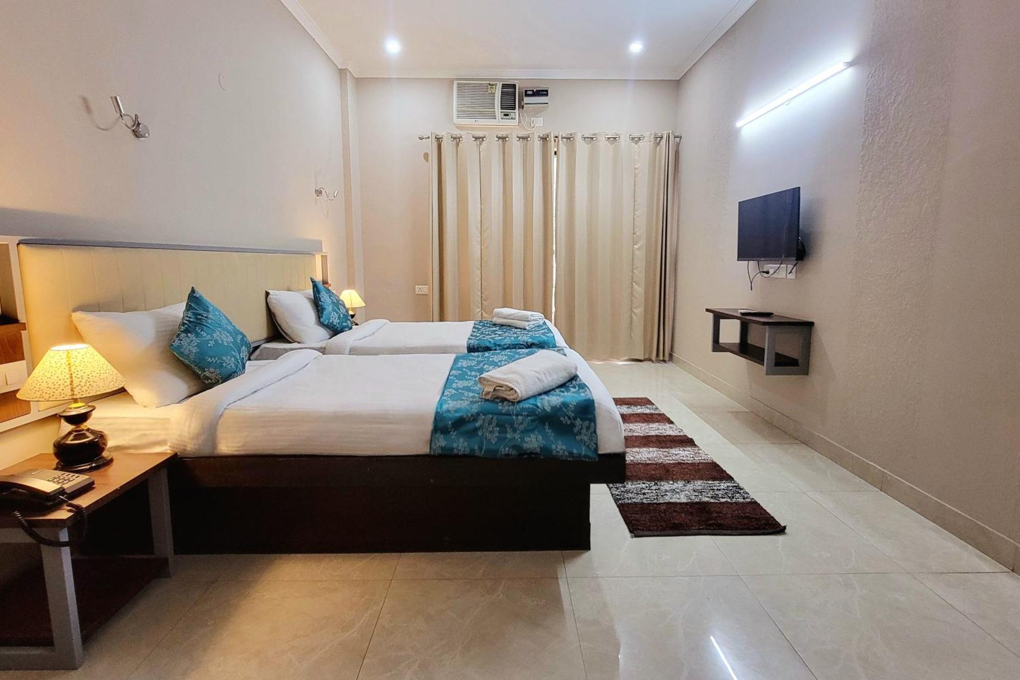 Vamsor Heights 1047 Hotell Gurgaon Eksteriør bilde
