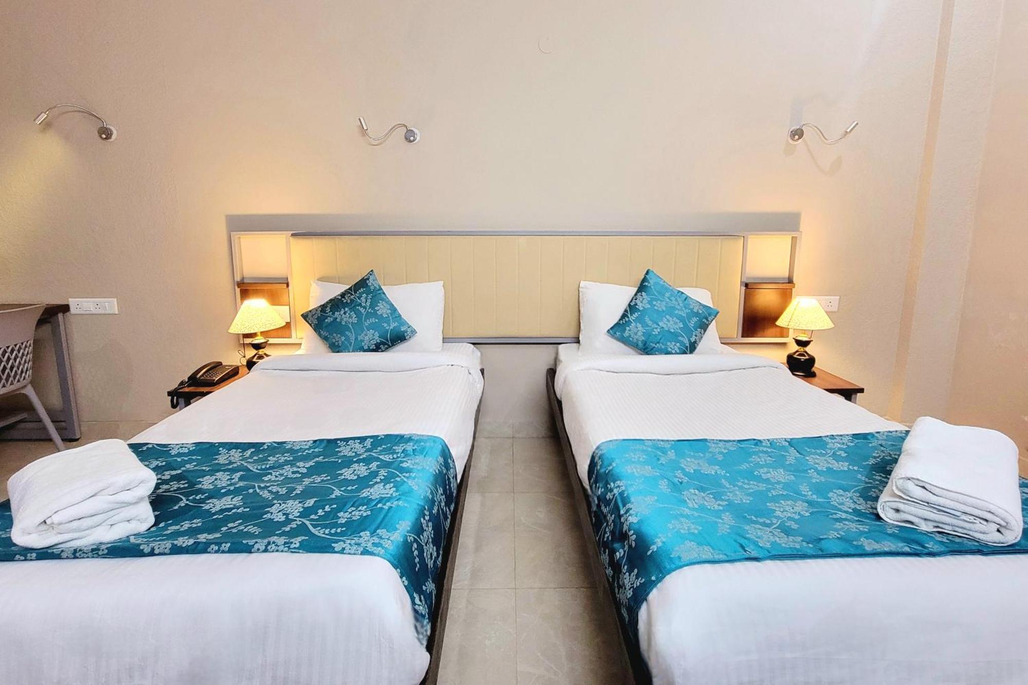 Vamsor Heights 1047 Hotell Gurgaon Eksteriør bilde